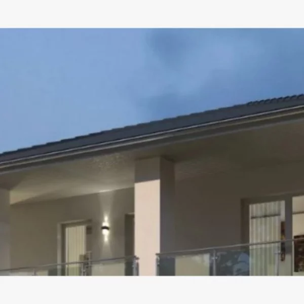 Das Haus ist ruhig über zwei Ebenen organisiert*